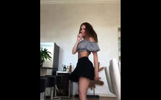 Cutie dancing and flashing her